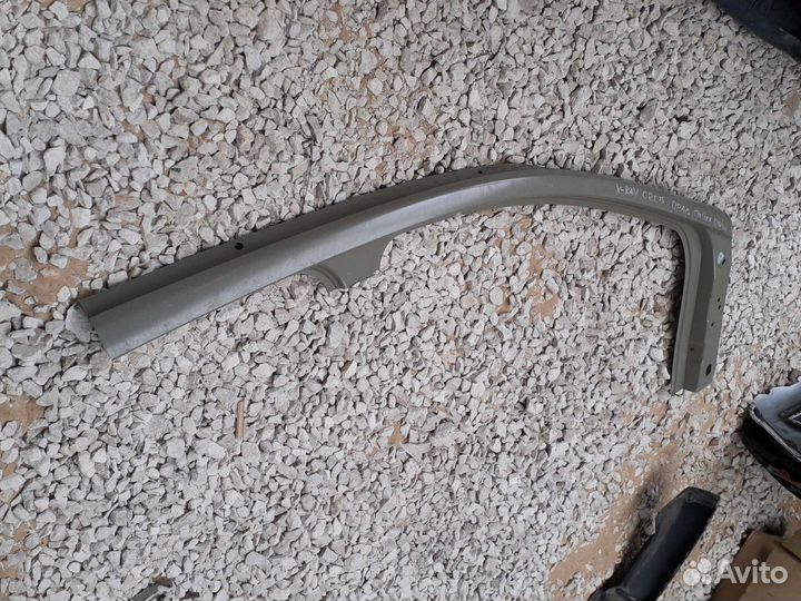 LADA xrey cross стойка крыши правая