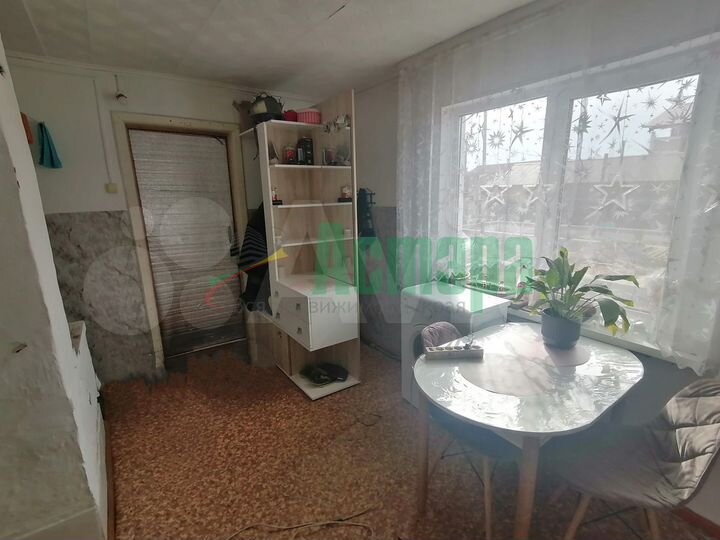 Дом 32,3 м² на участке 10 сот.