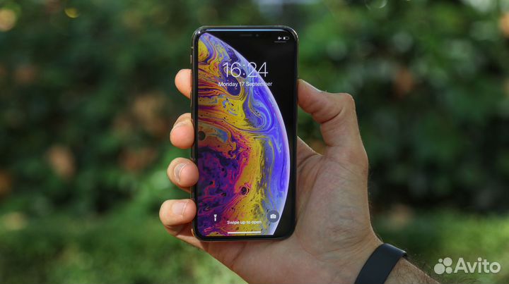 iPhone Xs, 64 ГБ