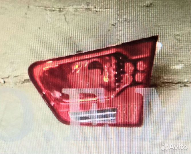 Фонарь внутренний правый kia cerato 2