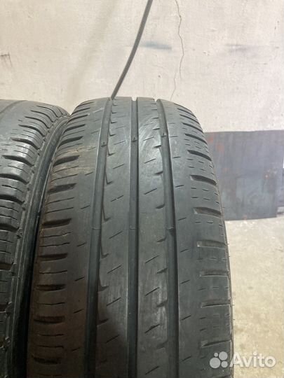 Hankook Vantra LT RA18 215/70 R15C