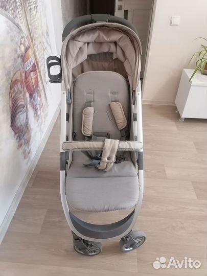 Прогулочная коляска