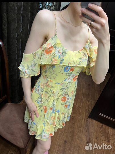 Летнее платье stradivarius