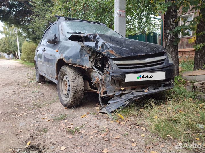 LADA Granta 1.6 МТ, 2012, битый, 166 000 км