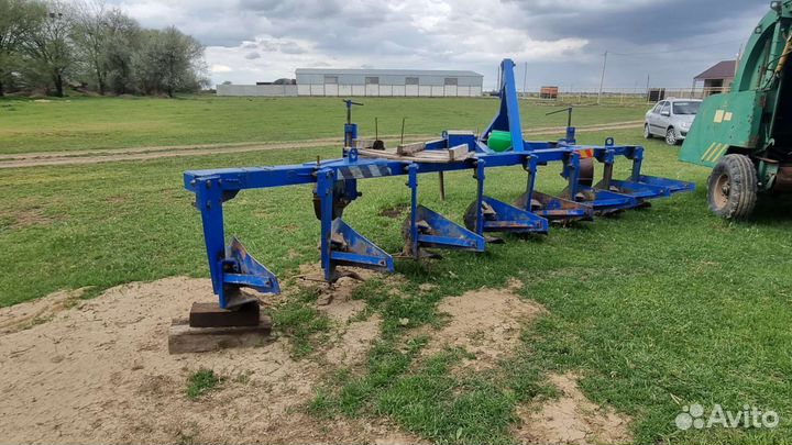 Плуг Светлоградагромаш 8 корп. (ПНУ-8х40), 2008