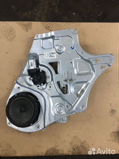 Kia Sportage 3 SL Стеклоподъемник Задний правый