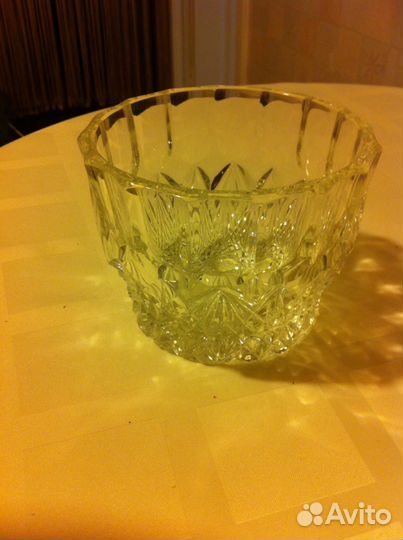 Хрустальная ваза