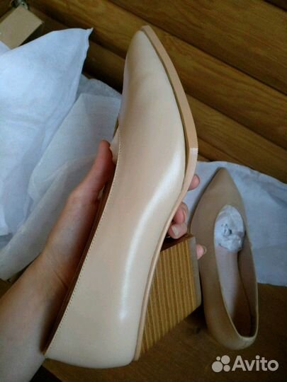 Кожаные туфли с каблуком в стиле казаков