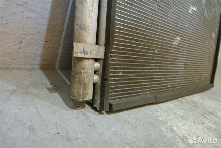 Радиатор кондиционера (конденсер) Hyundai i30 200