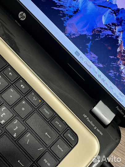 Ноутбук HP с гарантием