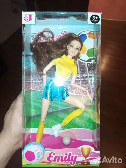Кукла футболистка новая
