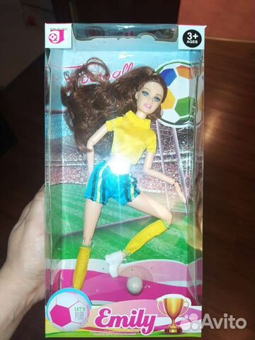 Кукла футболистка новая