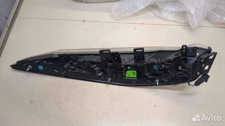 Фонарь (задний) Cadillac XT4, 2019