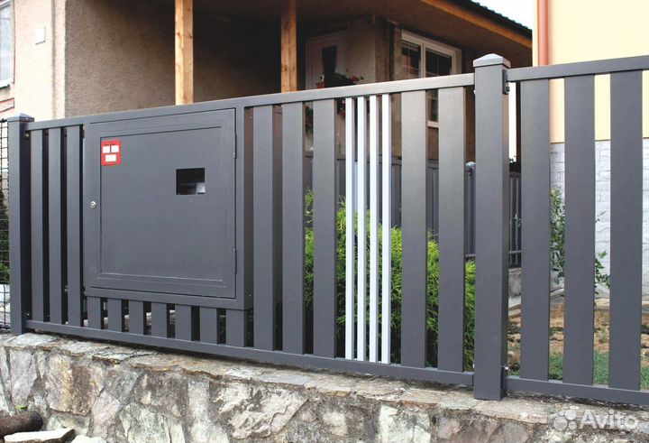 Забор металлический