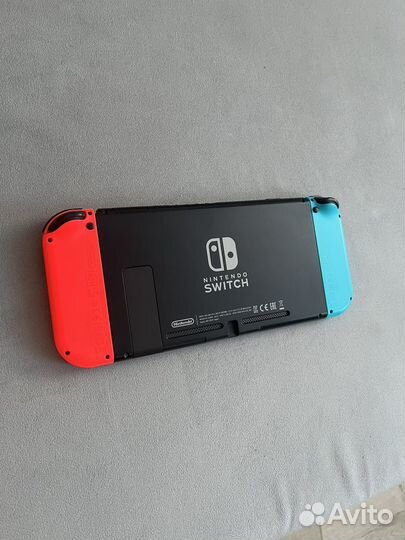 Nintendo switch + zelda + 2 контроллера