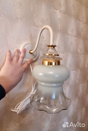 Настенный светильник бра