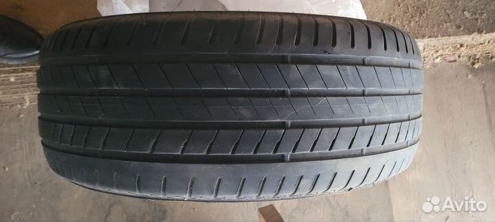 Bridgestone Alenza 001 245/50 R19 105W