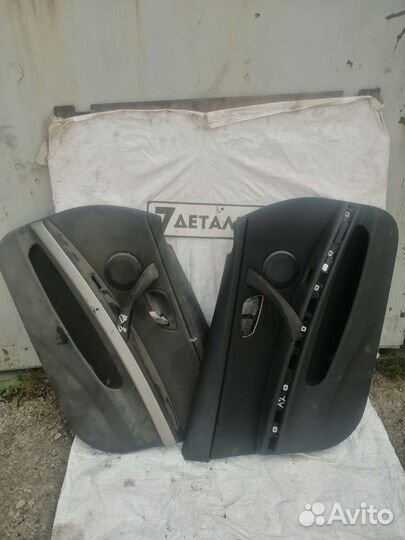 Обшивки передних дверей BMW 3 E90 рест