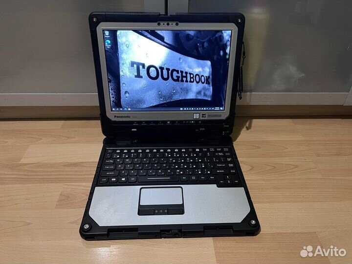 Panasonic Toughbook CF-33 i5-7300u 16GB LTE