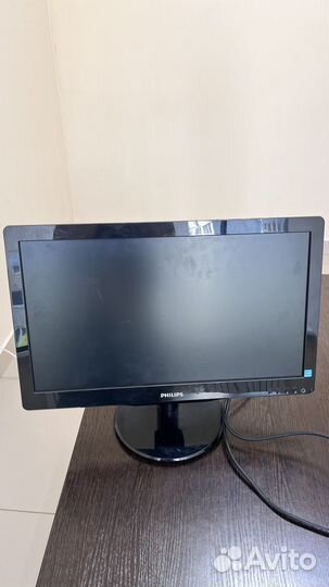 Монитор Philips