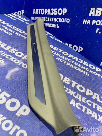 Накладка на порог Toyota Camry 40 седан 2007