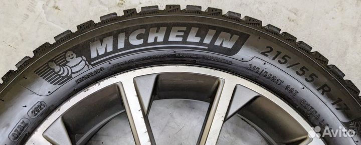 Зимние колёса R-17 на Toyota Camry (5x114.3)