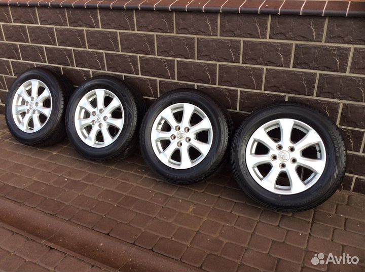 Dunlop SP Sport LM704 215/60 R16