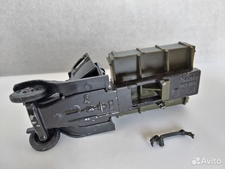 Модели СССР 1/43 газ-аа Полуторка BMW Z3 на детали