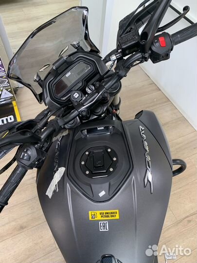 Новый Bajaj Dominar 400 UG Touring