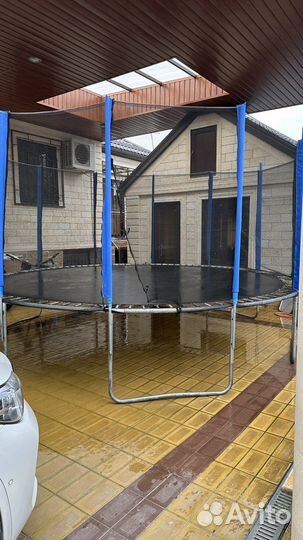 Батут с сеткой