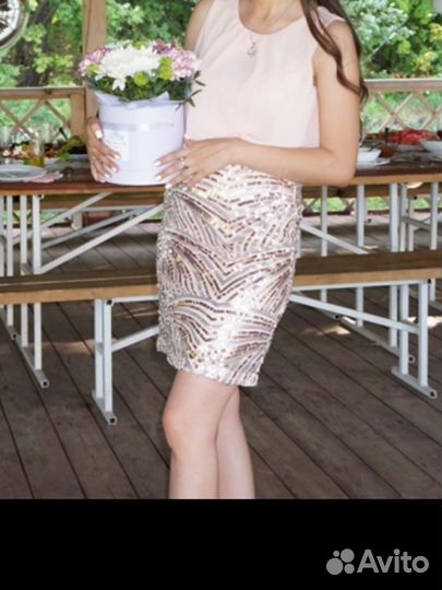 Платье с пайетками