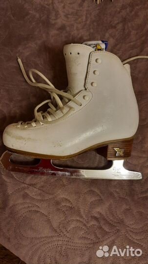 Коньки для фигурного катания risport