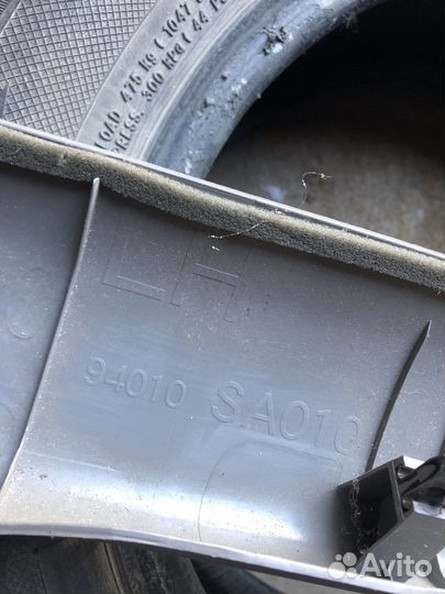 Subaru forester sg5 накладка стойки левая