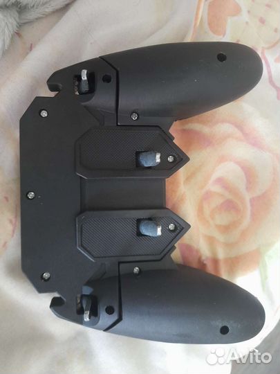 Игровой джойстик для телефона