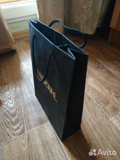 Подарочные пакеты бумажные
