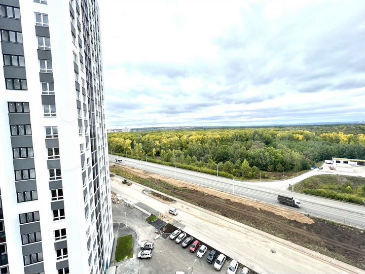 3-к. квартира, 77 м², 13/25 эт.