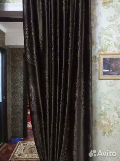 Штори раз 2.5х1.2.пар. есть 4 куска