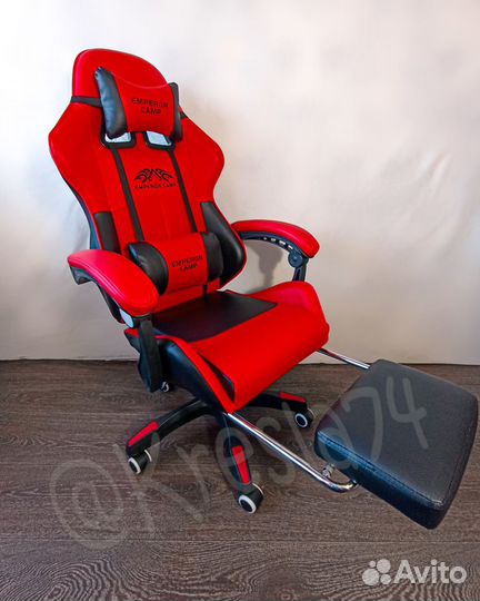 Геймерское кресло с массажем и подножкой