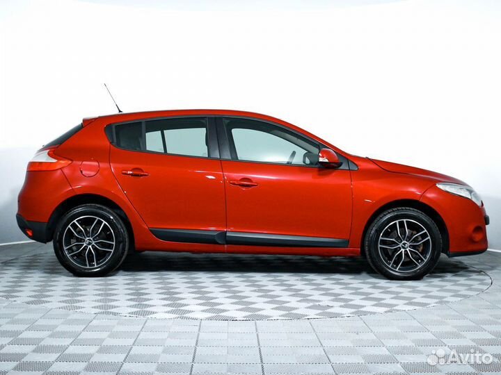 Renault Megane 1.6 AT, 2012, 121 900 км