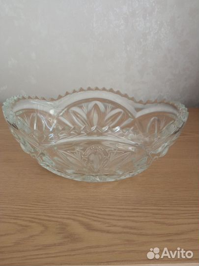 Хрустальная ваза