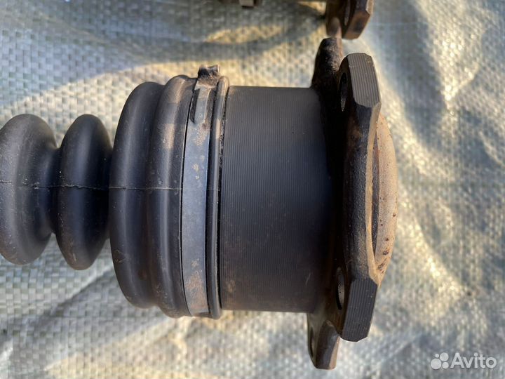 Привод передний VW Passat B5 2.3 AGZ 150 л.с