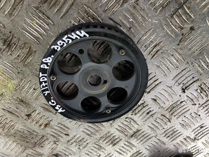 Шестерня (шкив) распредвала Opel Astra G 1.7 Y17DT