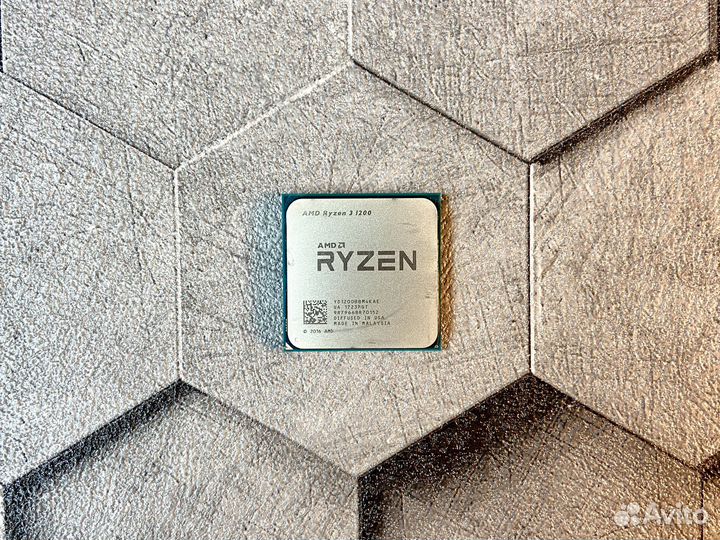 Процессор AMD Ryzen 3 1200 OEM