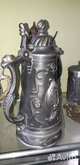 Коллекционный кувшин