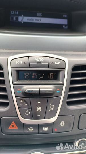 Блок управления климатом Renault Laguna 3 27510000