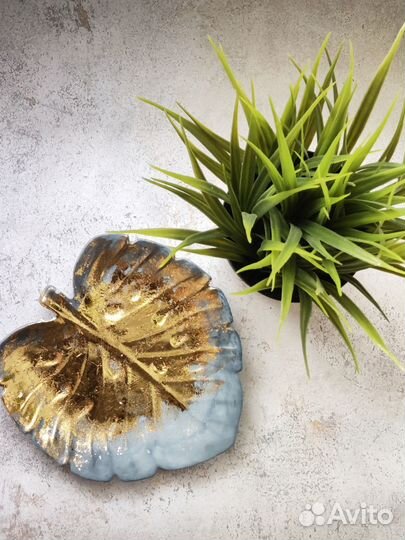 Подставка для украшений Монстера