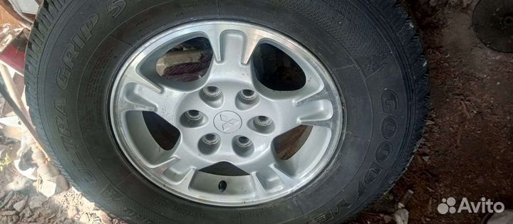 R16 Goodyear Cargo Ultra Grip 265/70, PCD 6x139.7 DIA 67.1