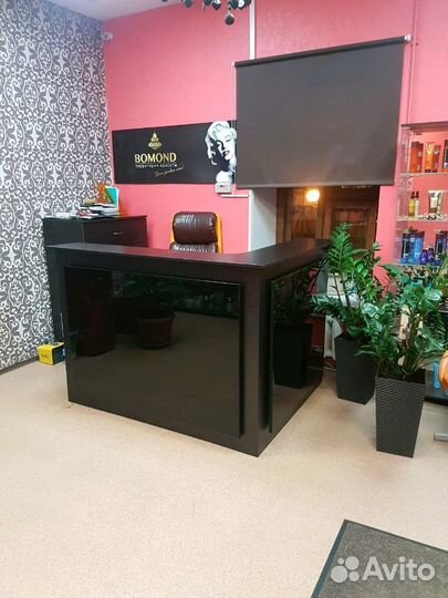 Ресепшен, стойка администратора