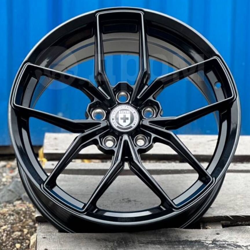 Литые диски Powcan 8×R18 5×114.3