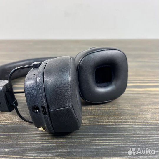 Беспроводные наушники marshall major 4